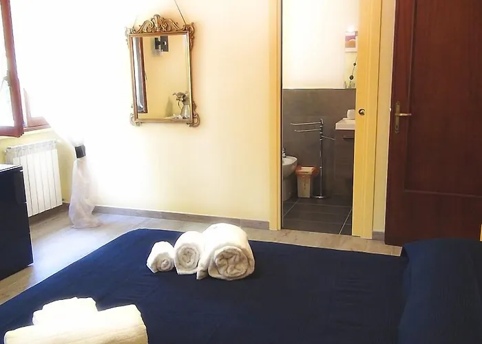 Oda ve Kahvaltı Domus In Viridi 2*