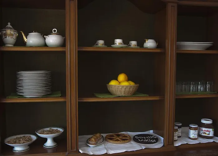 Domus In Viridi Oda ve Kahvaltı 2*